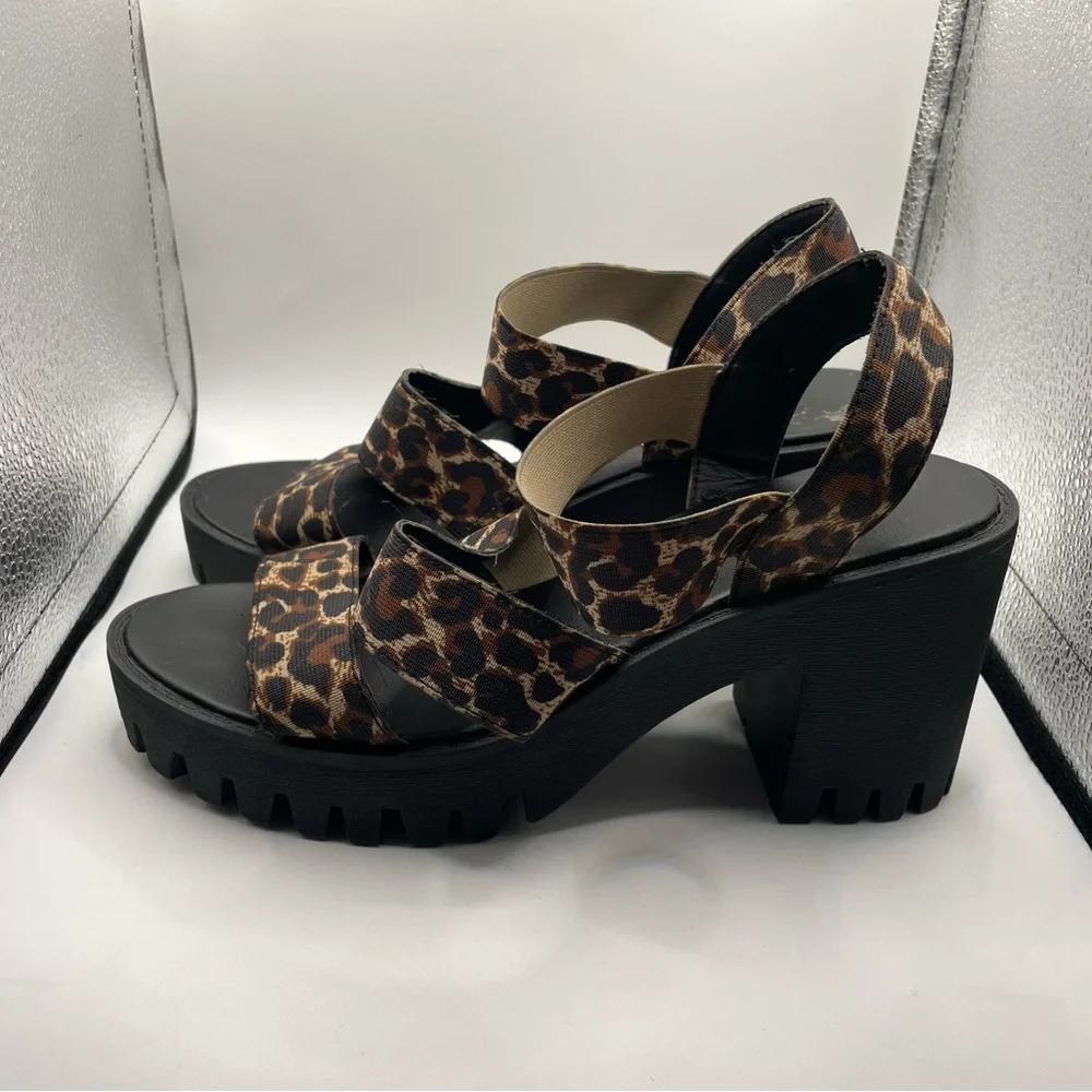 Madden Girl SoHo chunky platform sandals size 8.5